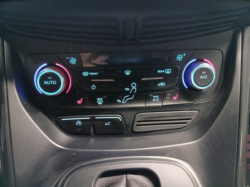 Photo 29 de l'offre de FORD KUGA 2.0 TDCi 180 AWD Titanium BVA à 15990€ chez MKP Distribution