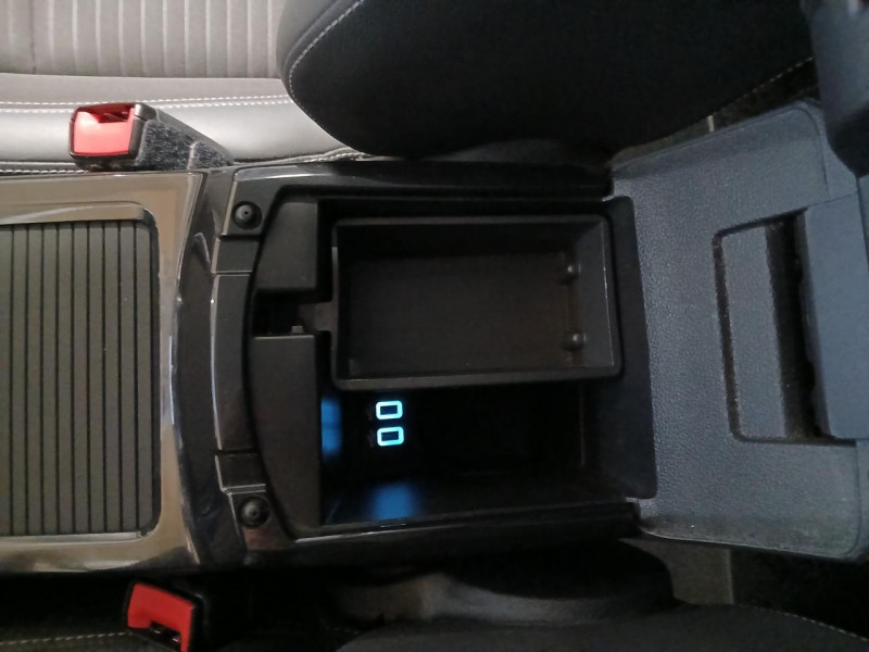 Photo 32 de l'offre de FORD KUGA 2.0 TDCi 180 AWD Titanium BVA à 15990€ chez MKP Distribution