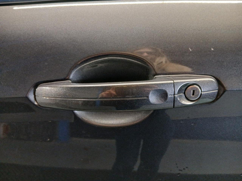 Photo 50 de l'offre de FORD KUGA 2.0 TDCi 180 AWD Titanium BVA à 15990€ chez MKP Distribution