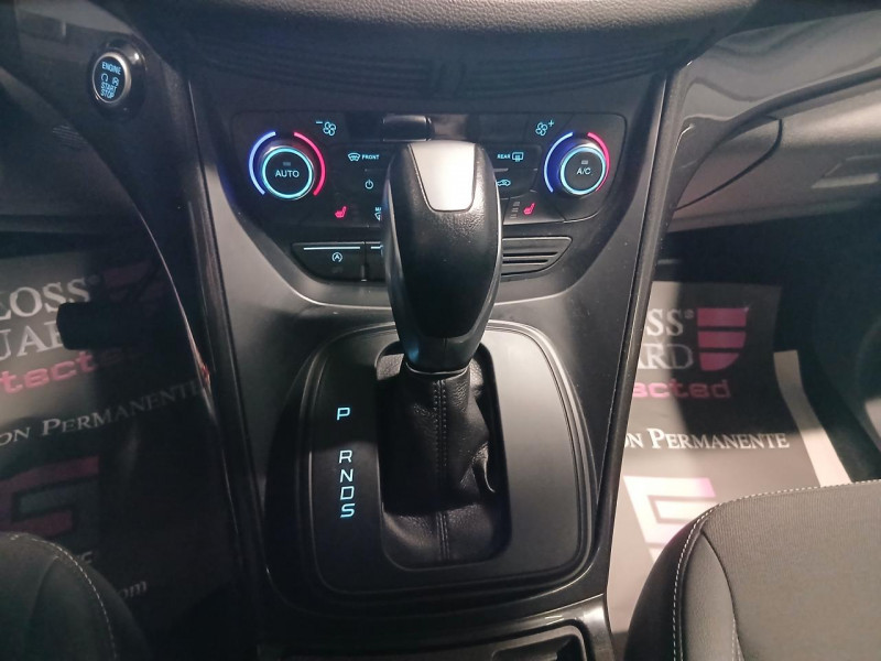 Photo 28 de l'offre de FORD KUGA 2.0 TDCi 180 AWD Titanium BVA à 15990€ chez MKP Distribution