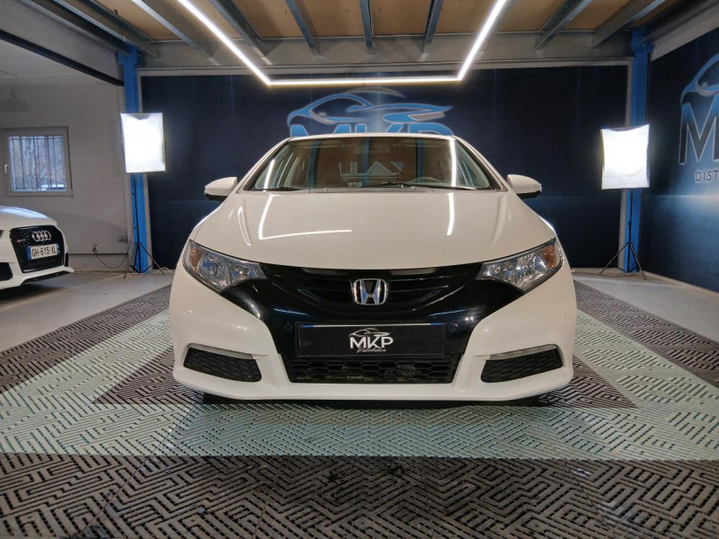 Photo 8 de l'offre de HONDA CIVIC  1.4 i-VTEC 100 COMFORT BVM à 11990€ chez MKP Distribution
