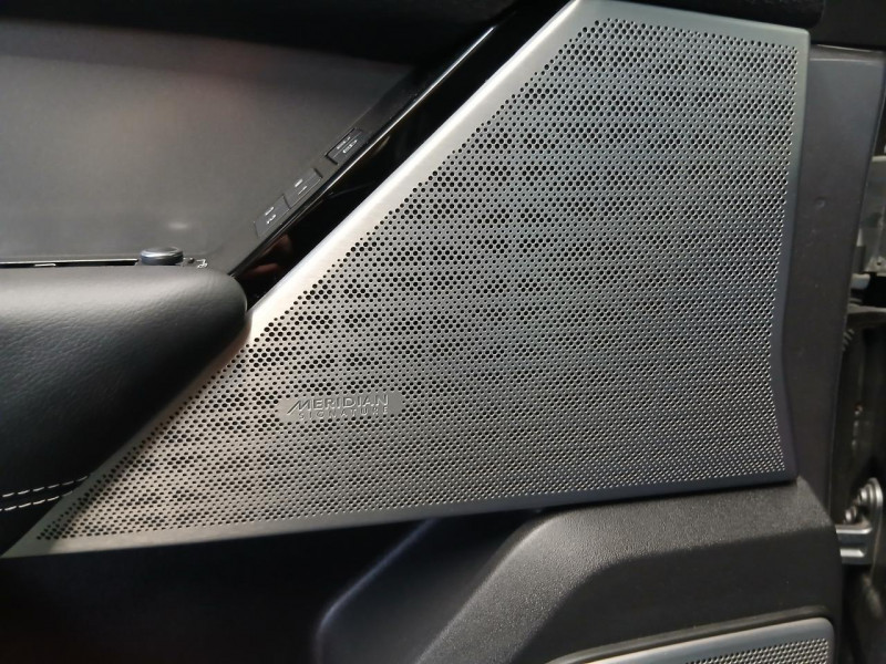 Photo 48 de l'offre de LAND-ROVER RANGE ROVER VELAR  2.0  P400E 404 PHEV  SE à 38990€ chez MKP Distribution