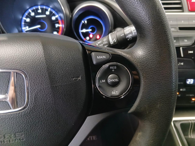 Photo 19 de l'offre de HONDA CIVIC  1.4 i-VTEC 100 COMFORT BVM à 11990€ chez MKP Distribution