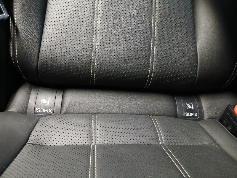 Photo 40 de l'offre de LAND-ROVER RANGE ROVER VELAR  2.0  P400E 404 PHEV  SE à 38990€ chez MKP Distribution