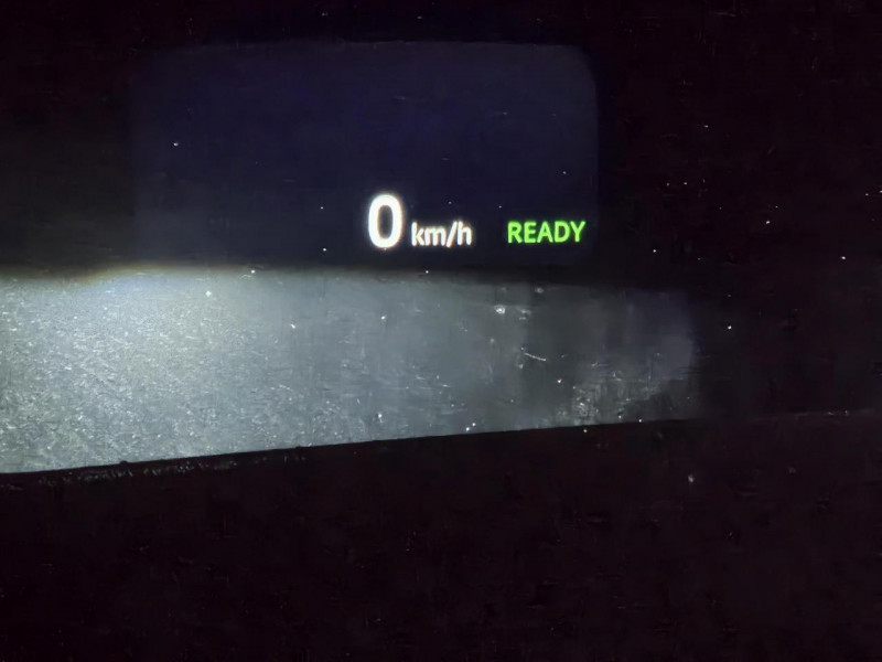 Photo 28 de l'offre de LAND-ROVER RANGE ROVER VELAR  2.0  P400E 404 PHEV  SE à 38990€ chez MKP Distribution