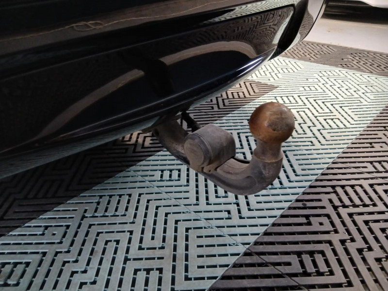 Photo 43 de l'offre de LAND-ROVER RANGE ROVER VELAR  2.0  P400E 404 PHEV  SE à 38990€ chez MKP Distribution