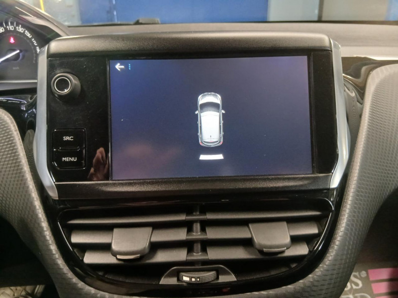 Photo 27 de l'offre de PEUGEOT 208  1.6 HDi 75 BVM5 Style à 9490€ chez MKP Distribution