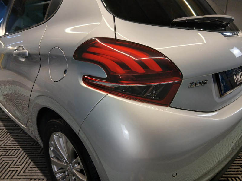 Photo 48 de l'offre de PEUGEOT 208  1.6 HDi 75 BVM5 Style à 9490€ chez MKP Distribution