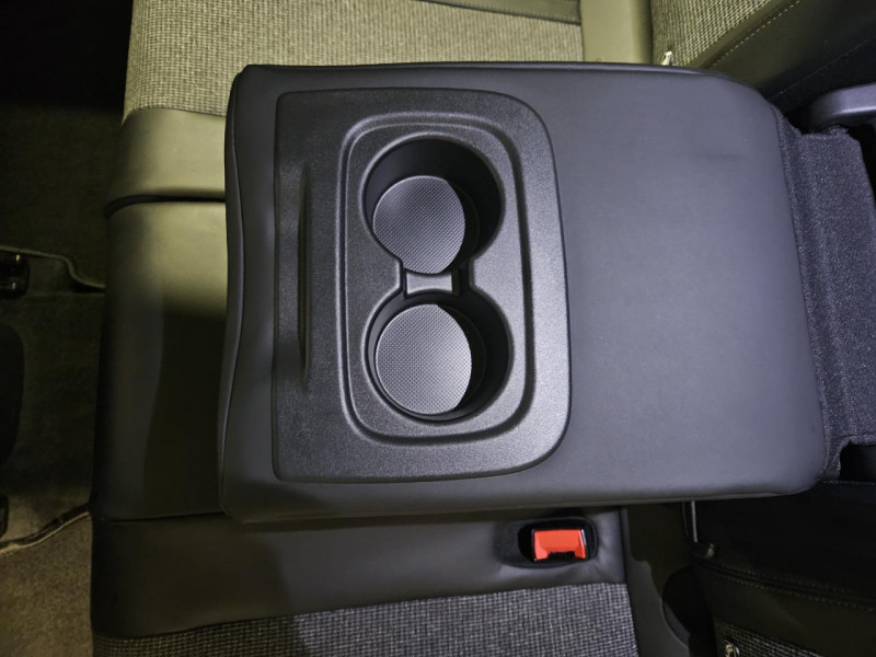 Photo 40 de l'offre de PEUGEOT 3008  1.5 HDi 130 Allure EAT8 à 17490€ chez MKP Distribution