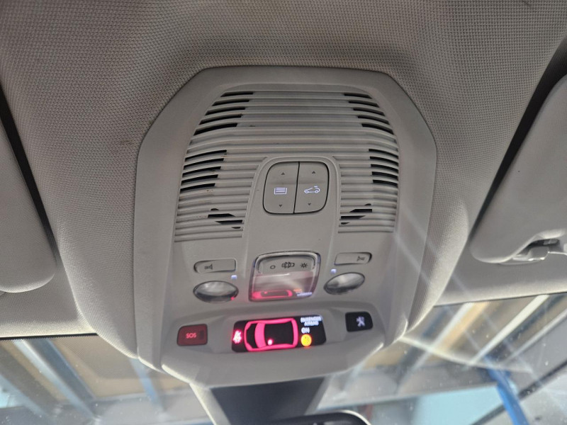 Photo 30 de l'offre de PEUGEOT 3008  1.5 HDi 130 Allure EAT8 à 17490€ chez MKP Distribution