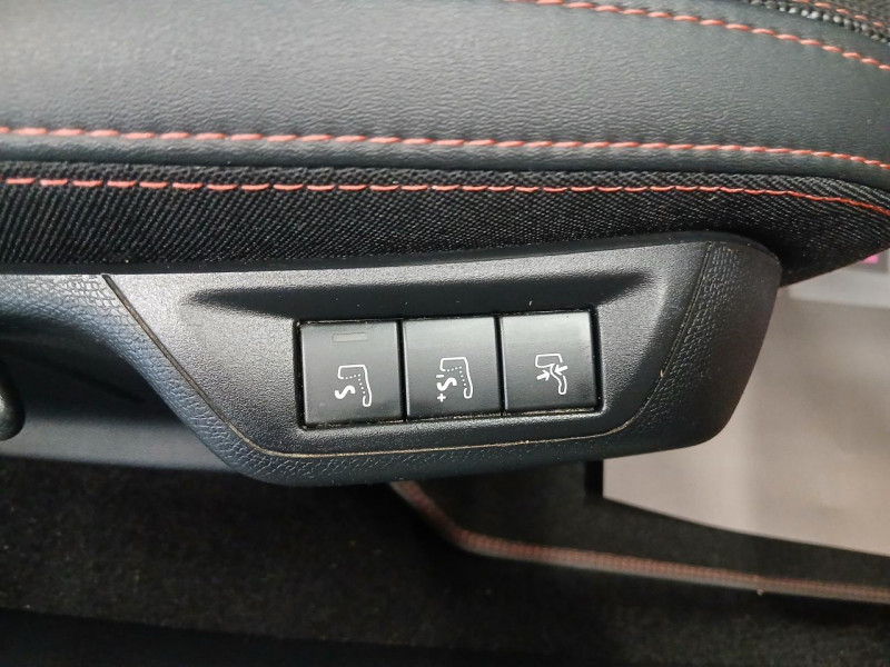 Photo 36 de l'offre de PEUGEOT 308 SW  1.5 HDi 130 GT Line EAT8 à 14990€ chez MKP Distribution