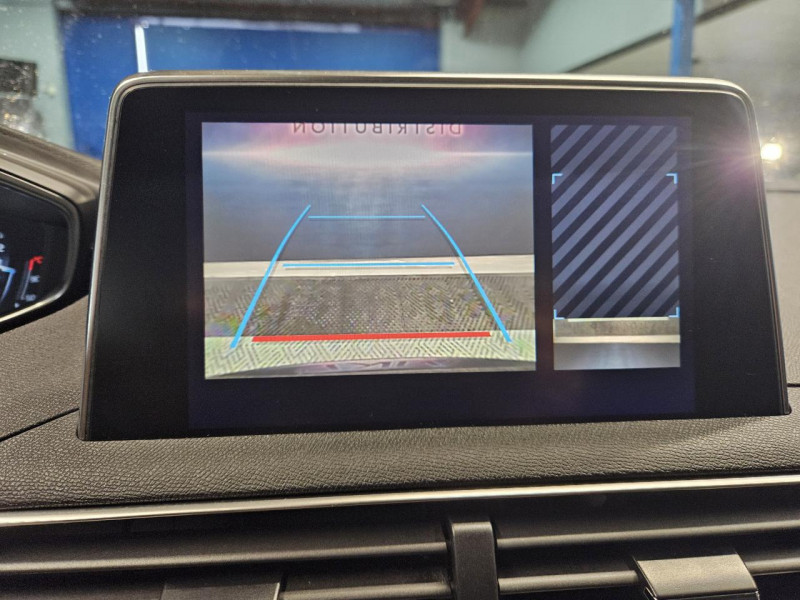 Photo 27 de l'offre de PEUGEOT 3008  1.5 HDi 130 Allure EAT8 à 17490€ chez MKP Distribution