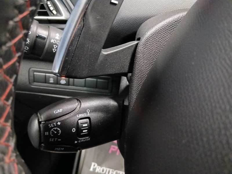 Photo 17 de l'offre de PEUGEOT 308 SW  1.5 HDi 130 GT Line EAT8 à 14990€ chez MKP Distribution