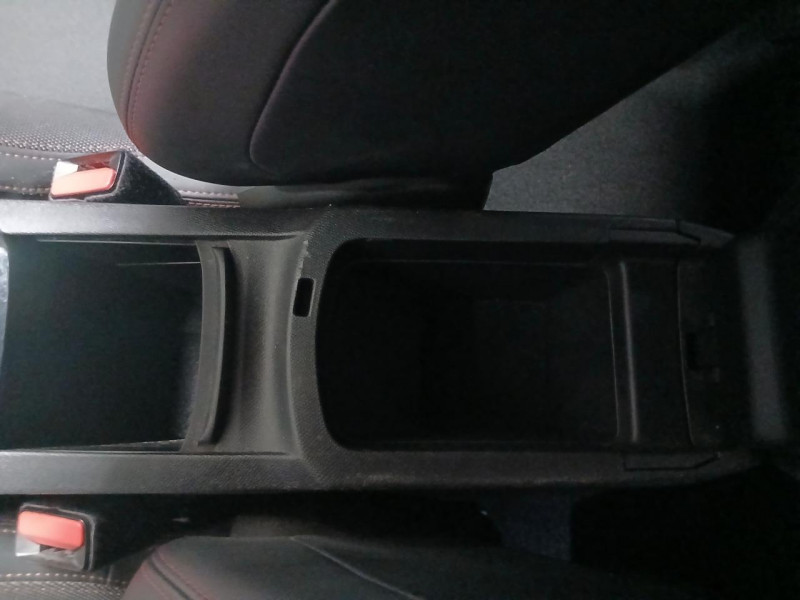 Photo 41 de l'offre de PEUGEOT 308 SW  1.5 HDi 130 GT Line EAT8 à 14990€ chez MKP Distribution