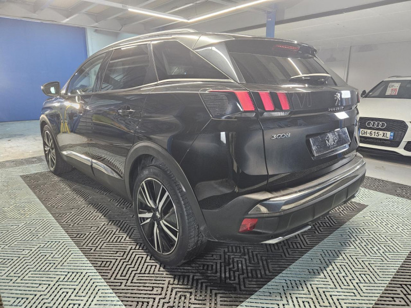 Photo 3 de l'offre de PEUGEOT 3008  1.5 HDi 130 Allure EAT8 à 17490€ chez MKP Distribution