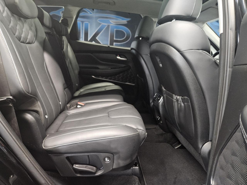 Photo 17 de l'offre de HYUNDAI SANTA FE  1.6 T-GDi 265 Executive Hybrid BVA  à 30990€ chez MKP Distribution