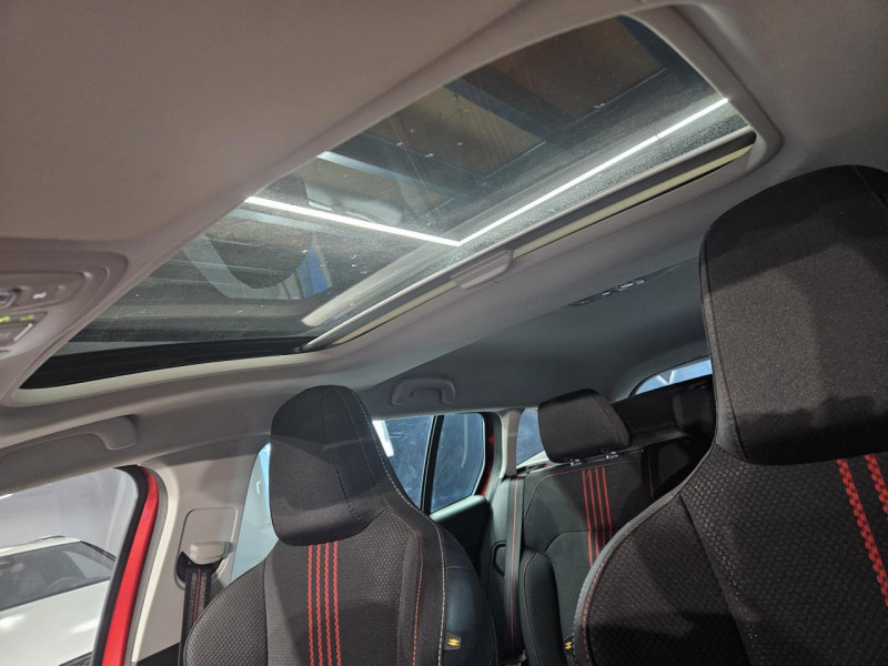 Photo 36 de l'offre de RENAULT MEGANE IV ESTATE 1.3 TCe 160 RS Line EDC à 19990€ chez MKP Distribution