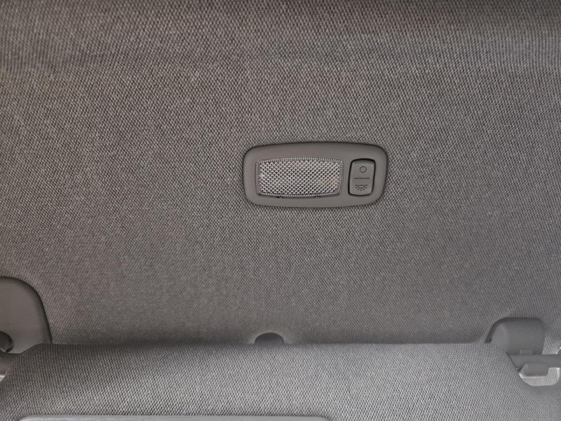 Photo 48 de l'offre de HYUNDAI SANTA FE  1.6 T-GDi 265 Executive Hybrid BVA  à 30990€ chez MKP Distribution