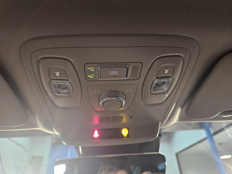 Photo 35 de l'offre de RENAULT MEGANE IV ESTATE 1.3 TCe 160 RS Line EDC à 19990€ chez MKP Distribution