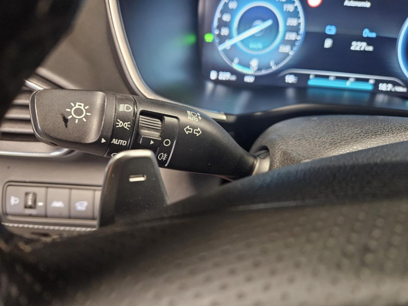 Photo 25 de l'offre de HYUNDAI SANTA FE  1.6 T-GDi 265 Executive Hybrid BVA  à 30990€ chez MKP Distribution