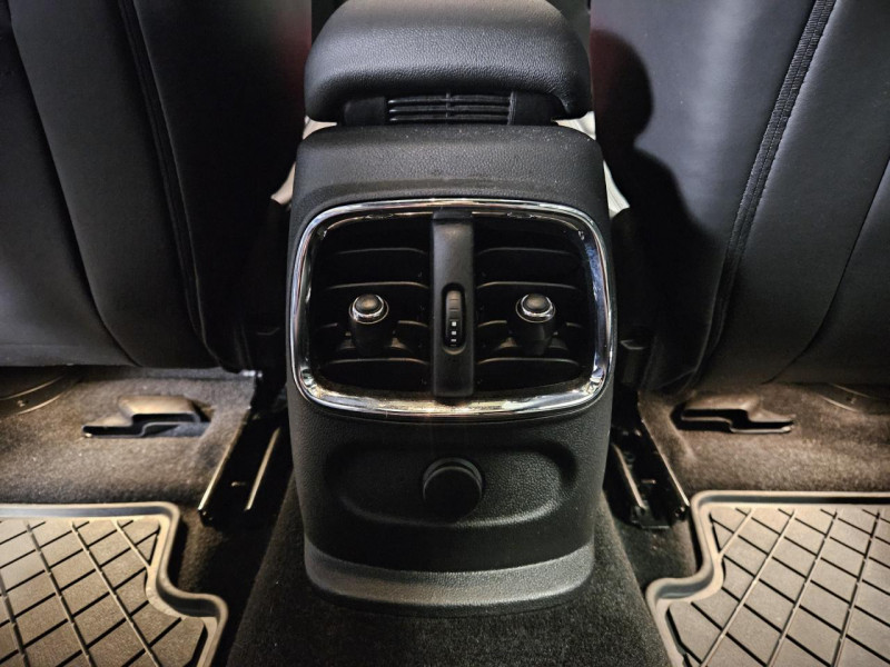 Photo 31 de l'offre de MINI CLUBMAN 1.5 136 COOPER KENSINGTON BVA6 à 15990€ chez MKP Distribution