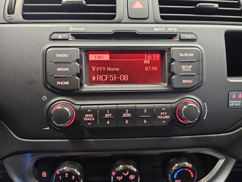Photo 24 de l'offre de KIA RIO  1.2 85 Active BVM - 1ère Main à 8490€ chez MKP Distribution