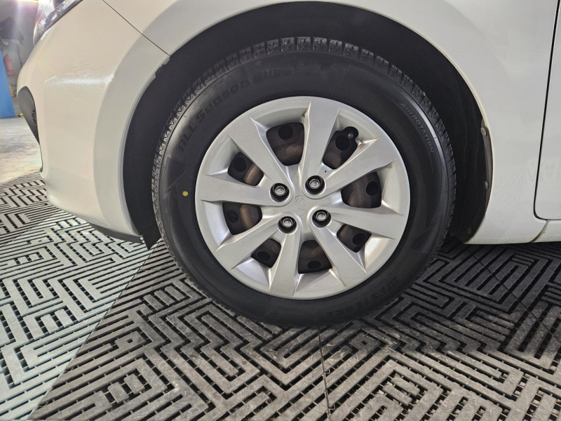 Photo 39 de l'offre de KIA RIO  1.2 85 Active BVM - 1ère Main à 8490€ chez MKP Distribution