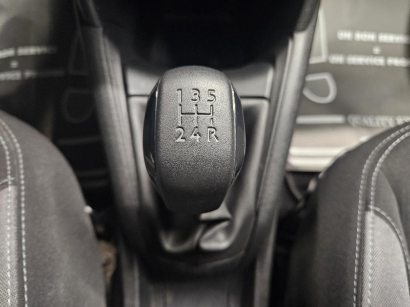 Photo 29 de l'offre de PEUGEOT 208  1.4 HDi 68 Like BVM5 - 1ere Main à 8490€ chez MKP Distribution