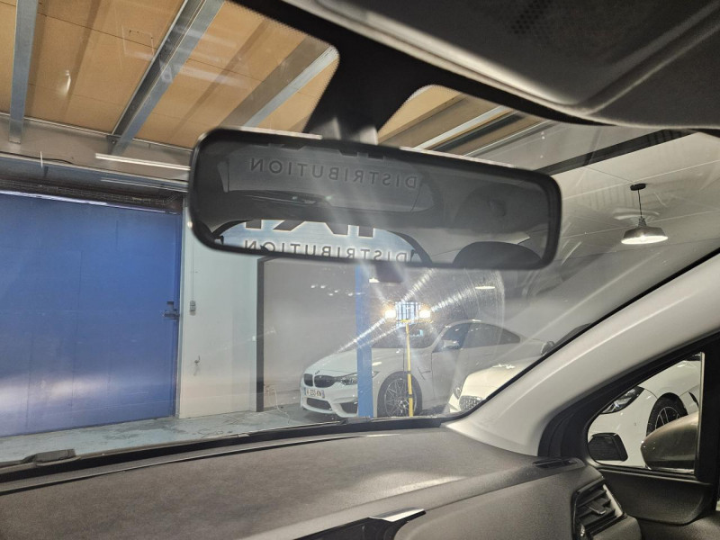 Photo 34 de l'offre de PEUGEOT 208  1.4 HDi 68 Like BVM5 - 1ere Main à 8490€ chez MKP Distribution