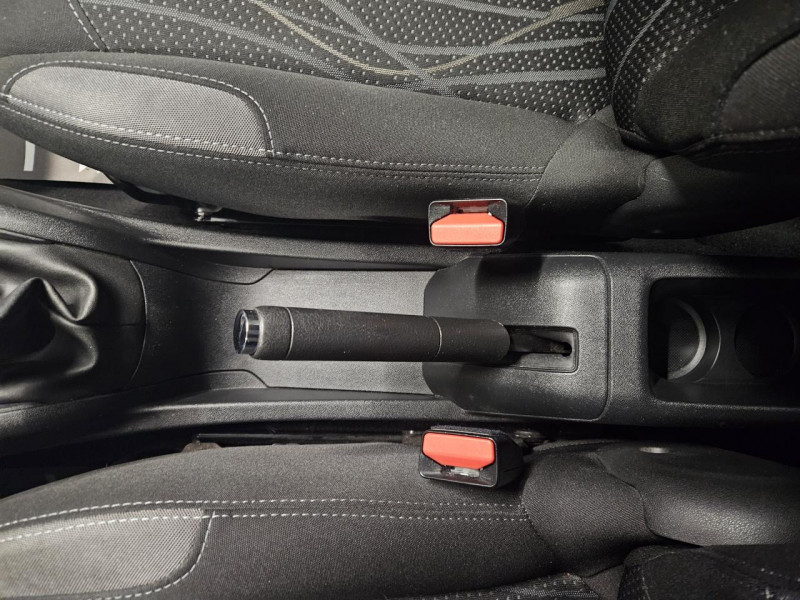 Photo 30 de l'offre de PEUGEOT 208  1.4 HDi 68 Like BVM5 - 1ere Main à 8490€ chez MKP Distribution