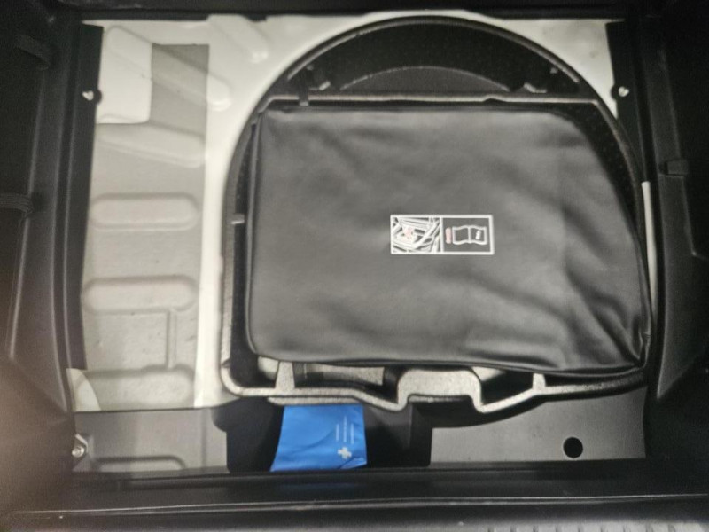 Photo 11 de l'offre de PEUGEOT 308  1.6 HDi 112 Sport Pack BVM à 9990€ chez MKP Distribution