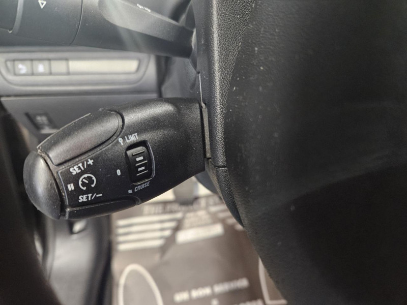 Photo 23 de l'offre de PEUGEOT 208  1.4 HDi 68 Like BVM5 - 1ere Main à 8490€ chez MKP Distribution