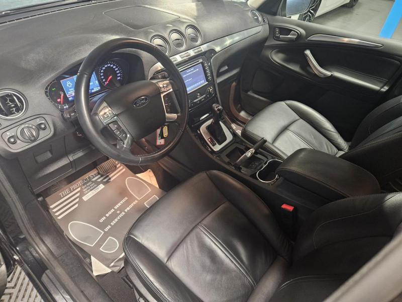 Photo 12 de l'offre de FORD GALAXY II  2.0 TDCI 163 Titanium Powershift BVA à 17990€ chez MKP Distribution