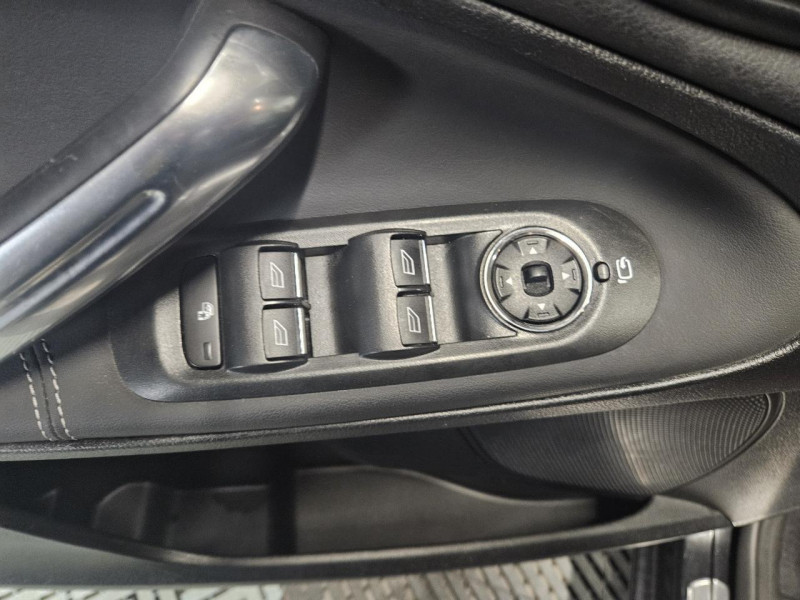 Photo 43 de l'offre de FORD GALAXY II  2.0 TDCI 163 Titanium Powershift BVA à 17990€ chez MKP Distribution