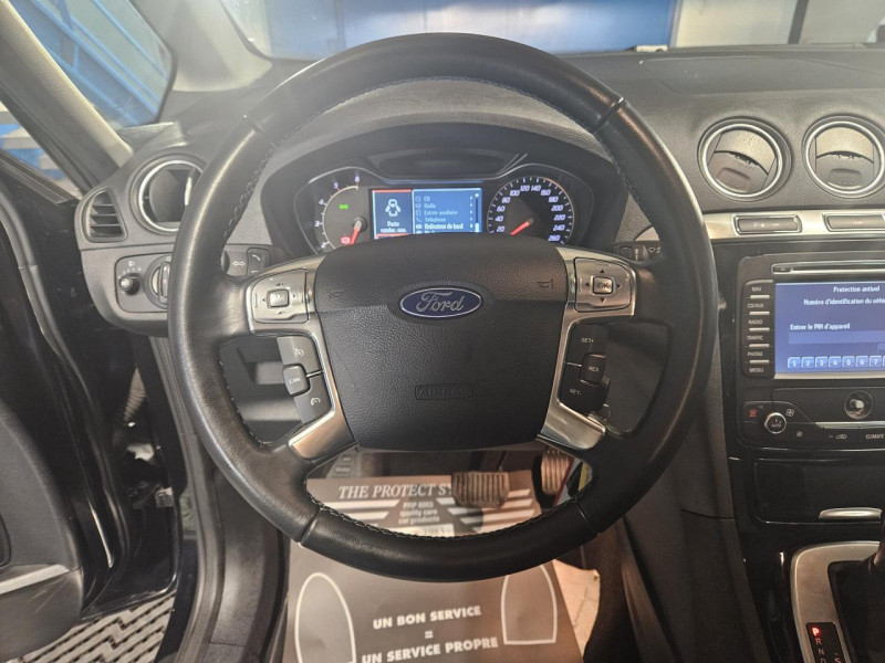 Photo 18 de l'offre de FORD GALAXY II  2.0 TDCI 163 Titanium Powershift BVA à 17990€ chez MKP Distribution