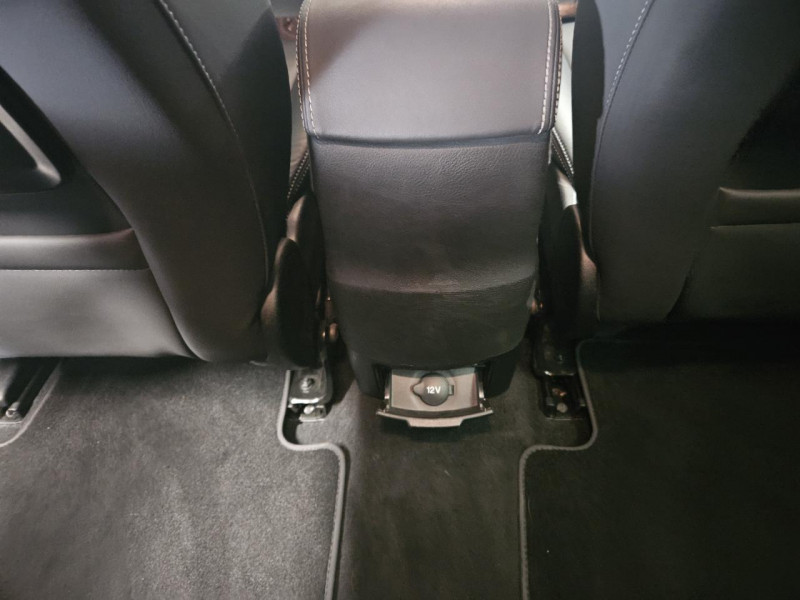 Photo 30 de l'offre de FORD GALAXY II  2.0 TDCI 163 Titanium Powershift BVA à 17990€ chez MKP Distribution