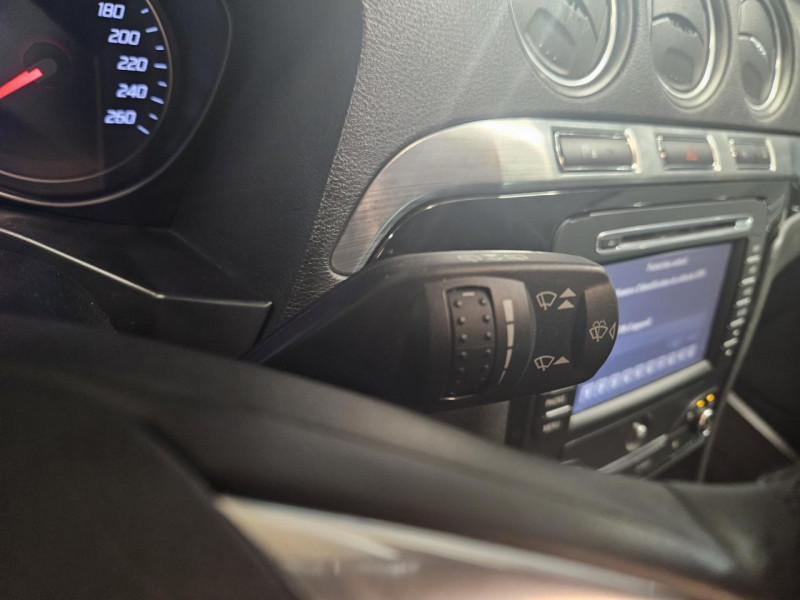 Photo 22 de l'offre de FORD GALAXY II  2.0 TDCI 163 Titanium Powershift BVA à 17990€ chez MKP Distribution