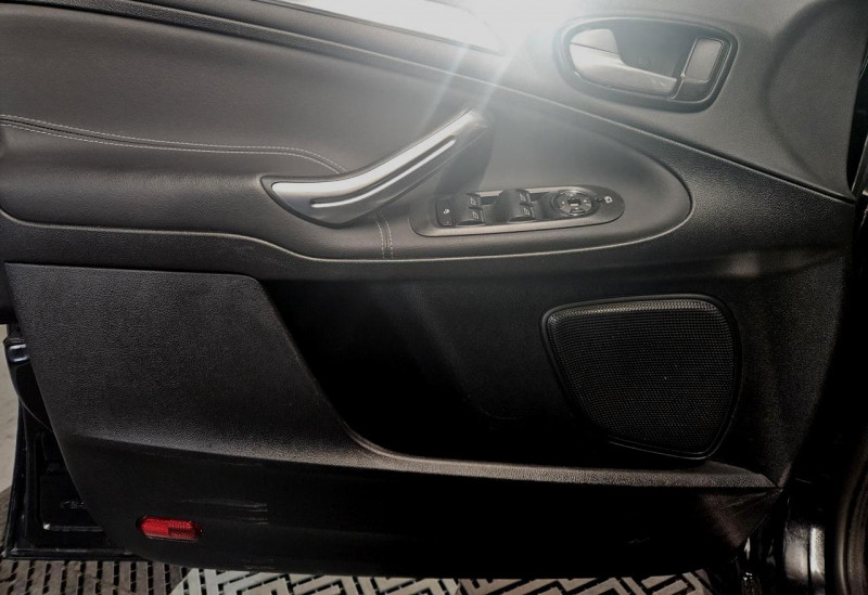 Photo 41 de l'offre de FORD GALAXY II  2.0 TDCI 163 Titanium Powershift BVA à 17990€ chez MKP Distribution