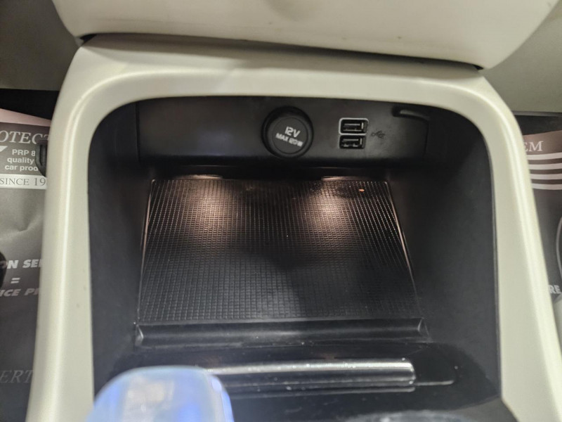 Photo 26 de l'offre de VOLVO XC40 2.0 D3 150 Geartronic 8 Momentum à 22490€ chez MKP Distribution