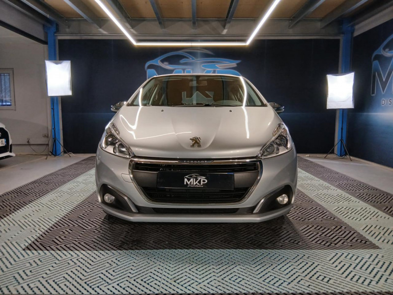 Photo 8 de l'offre de PEUGEOT 208  1.6 HDi 75 BVM5 Style à 9490€ chez MKP Distribution