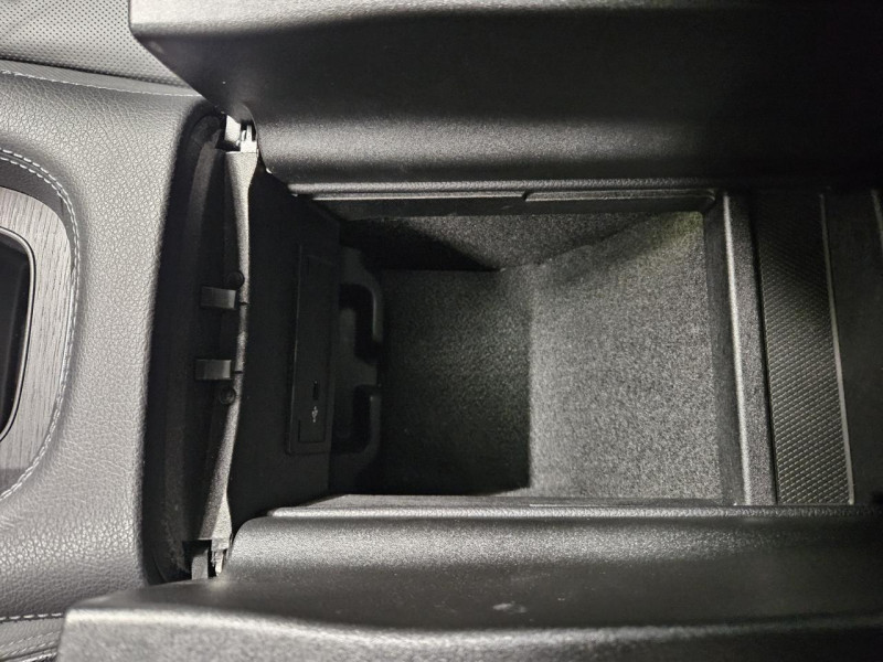 Photo 35 de l'offre de MERCEDES-BENZ GLE 2.0 350de 320  8G-Tronic 4Matic  AMG Line à 55990€ chez MKP Distribution