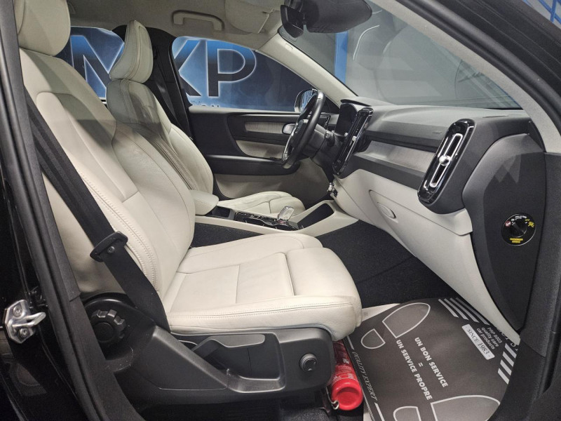 Photo 13 de l'offre de VOLVO XC40 2.0 D3 150 Geartronic 8 Momentum à 22490€ chez MKP Distribution