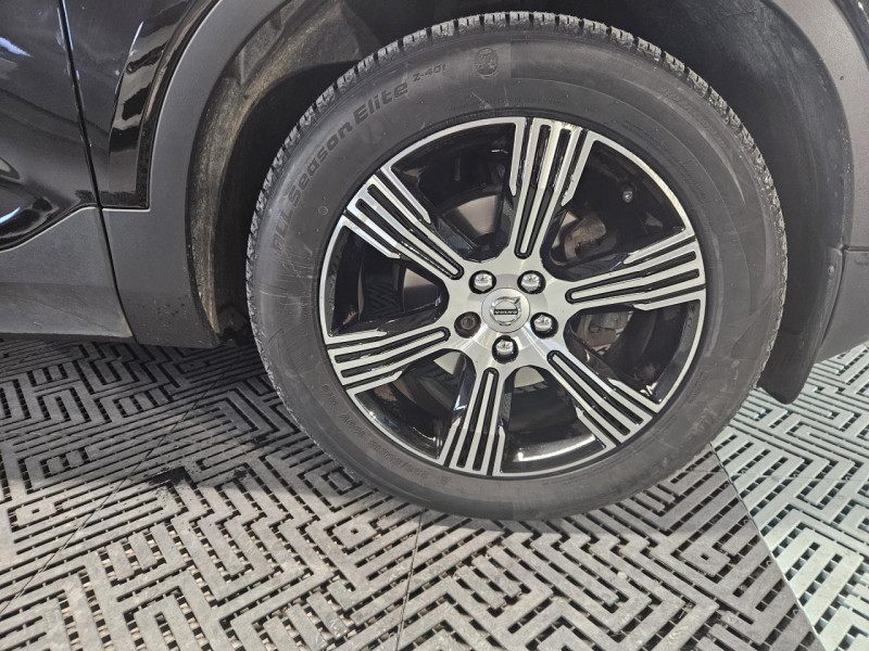 Photo 40 de l'offre de VOLVO XC40 2.0 D3 150 Geartronic 8 Momentum à 22490€ chez MKP Distribution