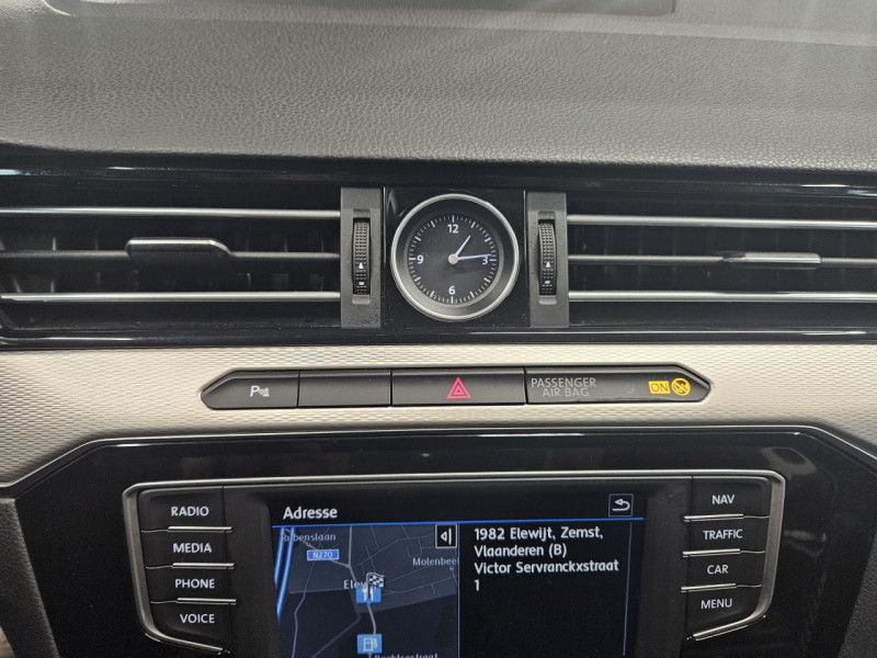 Photo 29 de l'offre de VOLKSWAGEN Passat SW  1.4 TSi 218 GTE DSG7 à 18990€ chez MKP Distribution