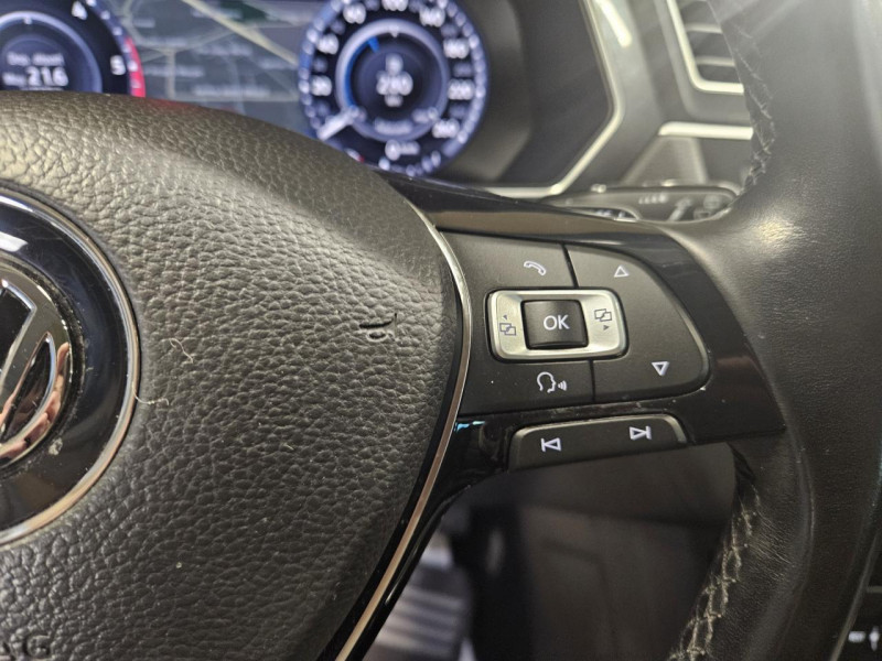 Photo 20 de l'offre de VOLKSWAGEN TIGUAN  2.0 TDI 190 4MOTION CARAT EXCLUSIVE + PACK R-LINE DSG7 à 28990€ chez MKP Distribution