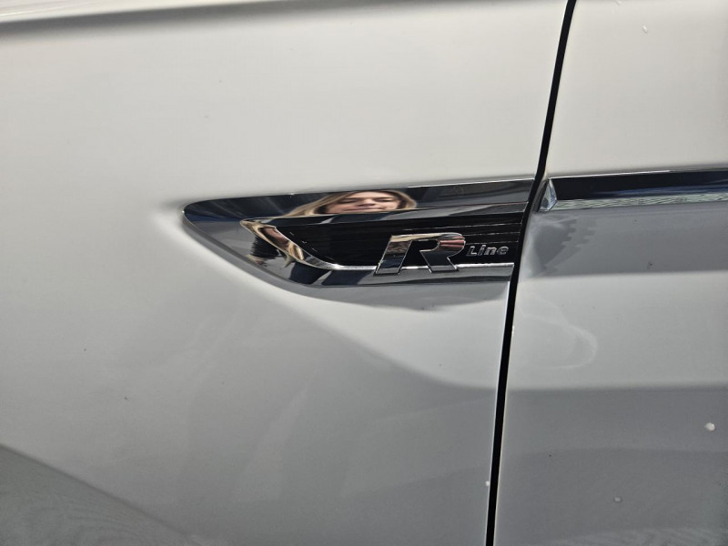 Photo 48 de l'offre de VOLKSWAGEN TIGUAN  2.0 TDI 190 4MOTION CARAT EXCLUSIVE + PACK R-LINE DSG7 à 28990€ chez MKP Distribution