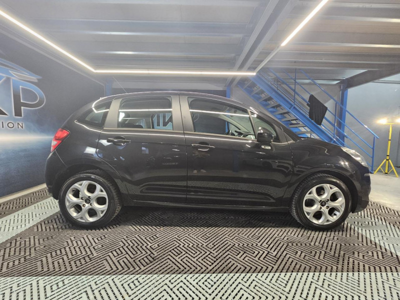 Photo 6 de l'offre de CITROEN C3  1.4 73 Exclusive BVM à 7490€ chez MKP Distribution