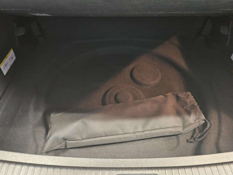 Photo 10 de l'offre de VOLKSWAGEN TIGUAN  2.0 TDI 190 4MOTION CARAT EXCLUSIVE + PACK R-LINE DSG7 à 28990€ chez MKP Distribution