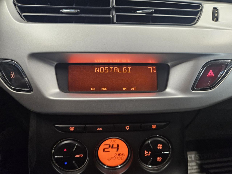 Photo 21 de l'offre de CITROEN C3  1.4 73 Exclusive BVM à 7490€ chez MKP Distribution