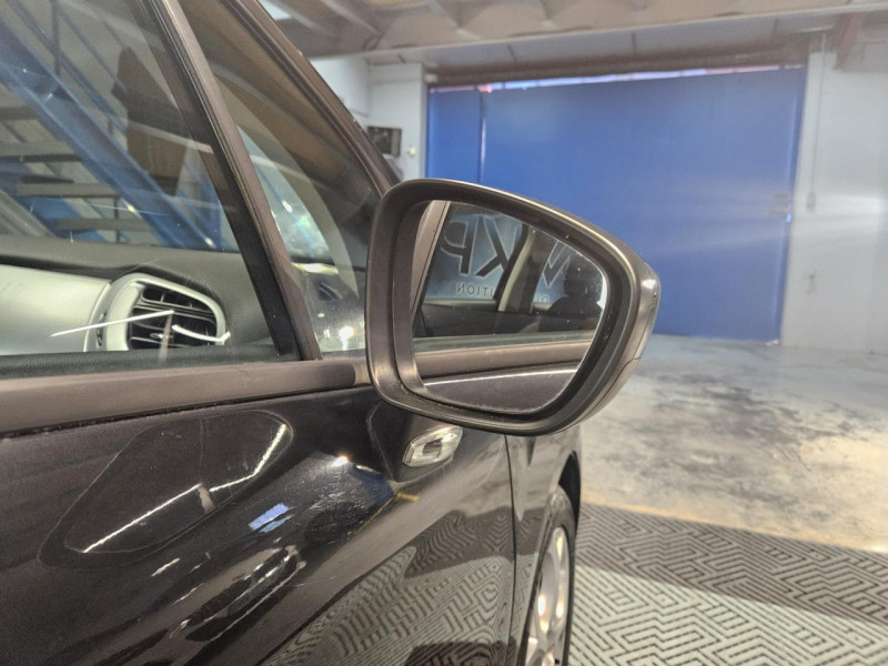 Photo 33 de l'offre de CITROEN C3  1.4 73 Exclusive BVM à 7490€ chez MKP Distribution